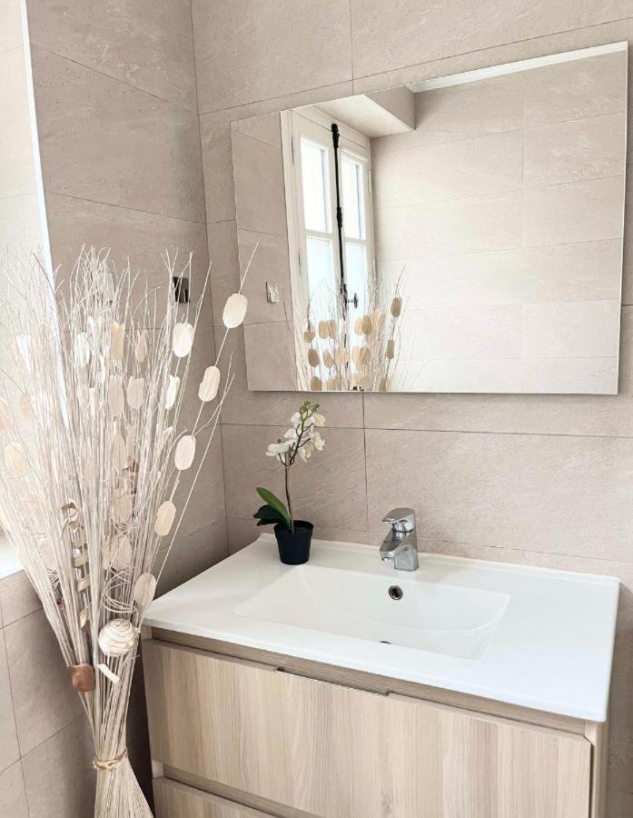 Pergo Apartment Париж Екстериор снимка